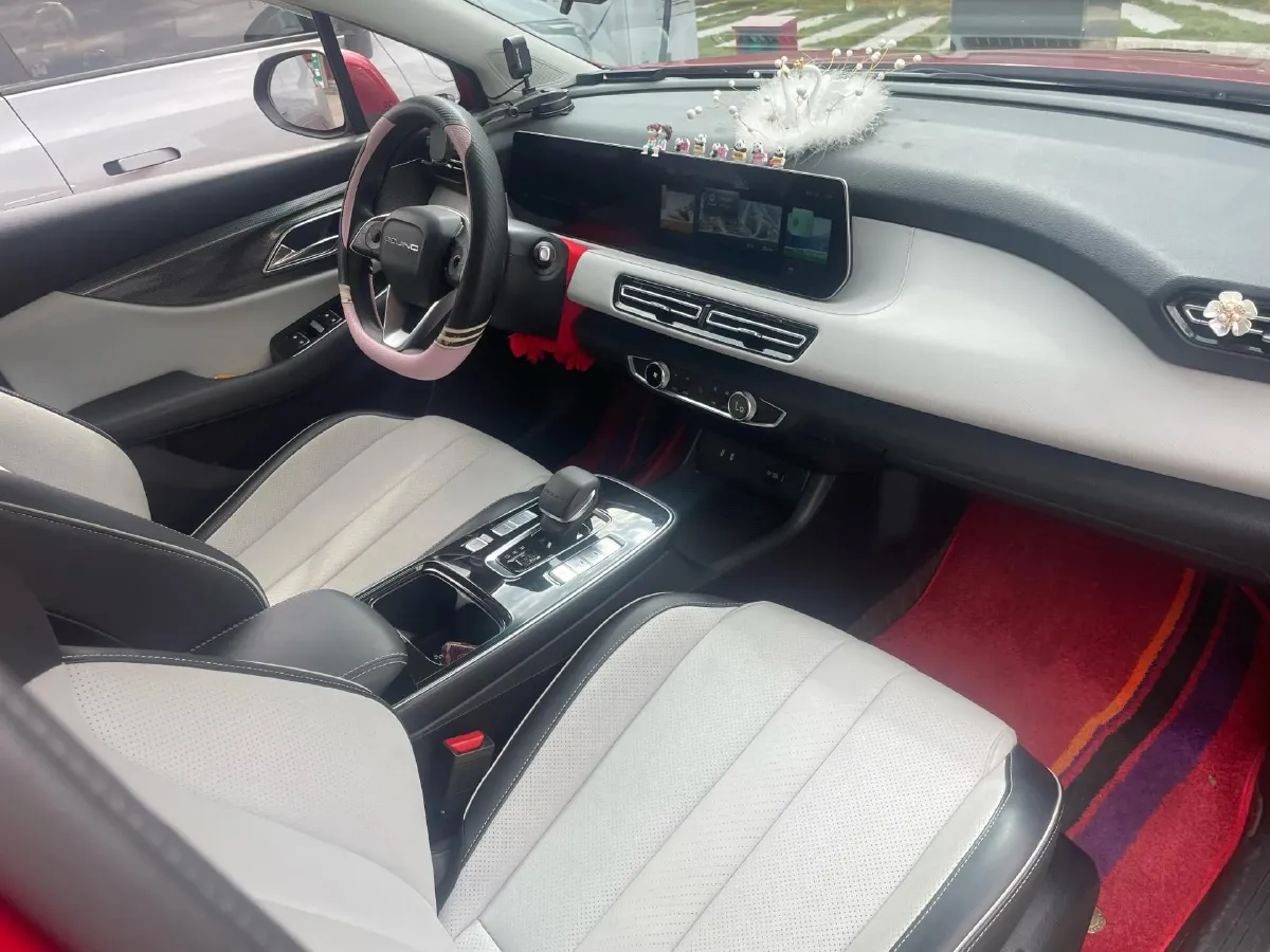 2022 Bestune B70 2.0T 224HP L4 6AT,autocango,china used car exporter,china ev exporter,chinese used car exporter,chinese used ev exporter