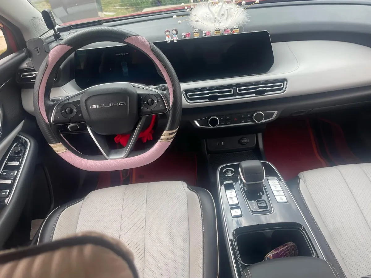 2022 Bestune B70 2.0T 224HP L4 6AT,autocango,china used car exporter,china ev exporter,chinese used car exporter,chinese used ev exporter