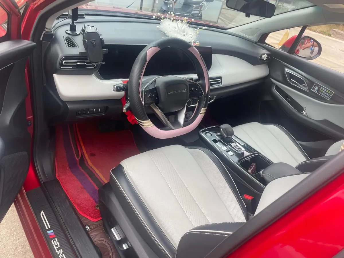 2022 Bestune B70 2.0T 224HP L4 6AT,autocango,china used car exporter,china ev exporter,chinese used car exporter,chinese used ev exporter