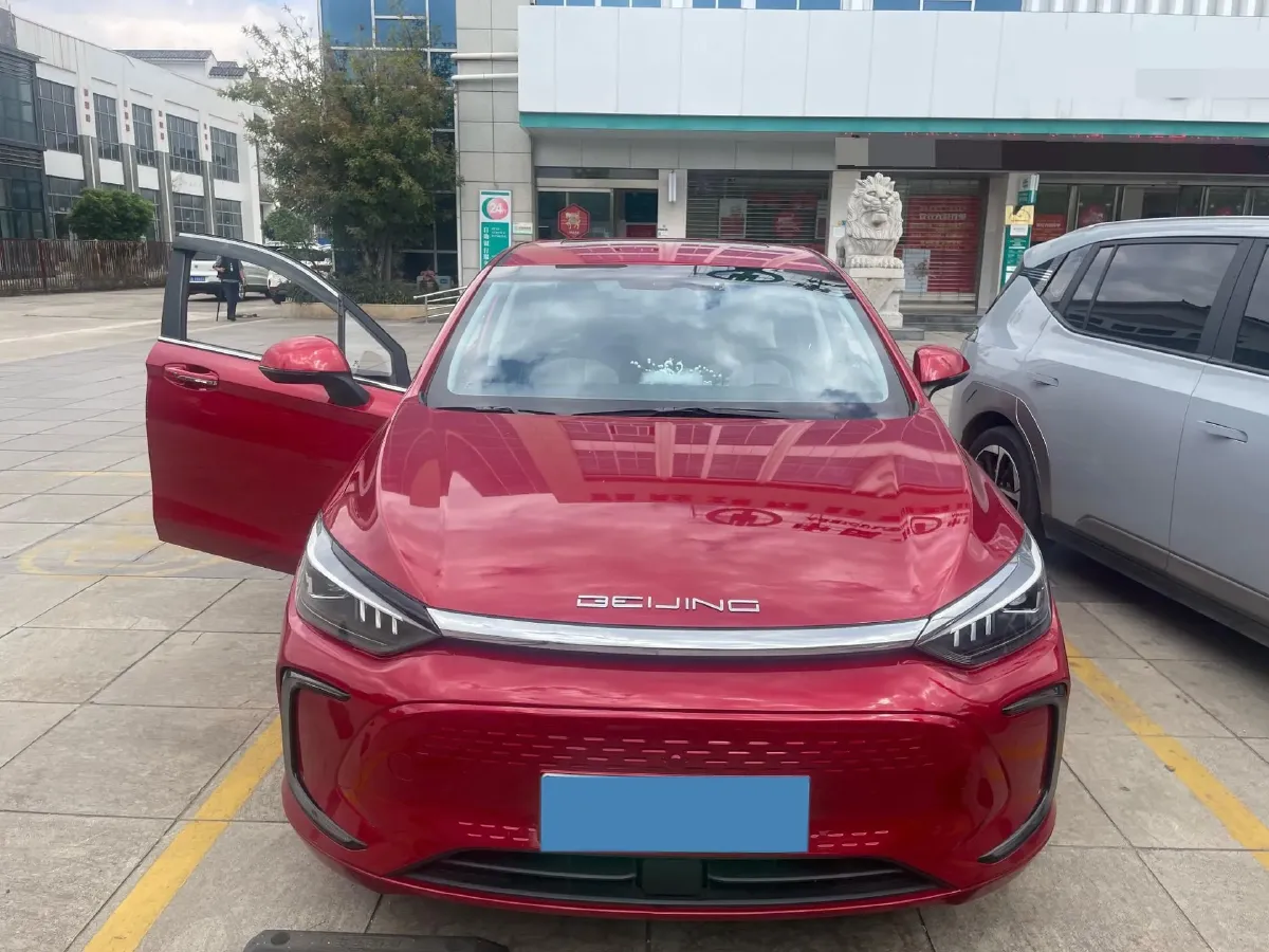 2022 Bestune B70 2.0T 224HP L4 6AT,autocango,china used car exporter,china ev exporter,chinese used car exporter,chinese used ev exporter