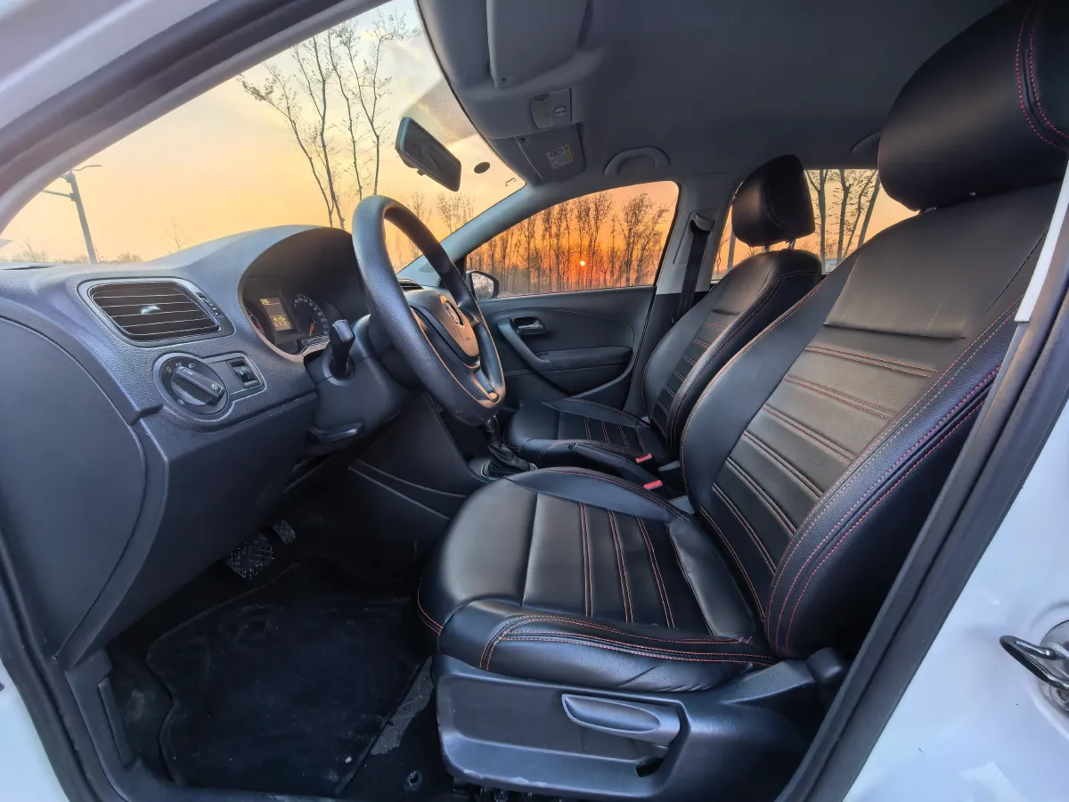 2016 Volkswagen Polo 1.4L 90HP L4 6AT,autocango,china used car exporter,china ev exporter,chinese used car exporter,chinese used ev exporter