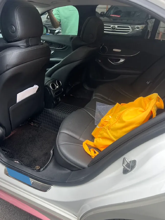 2021 Mercedes-Benz C Class 1.5T 184HP L4 9AT,autocango,china used car exporter,china ev exporter,chinese used car exporter,chinese used ev exporter