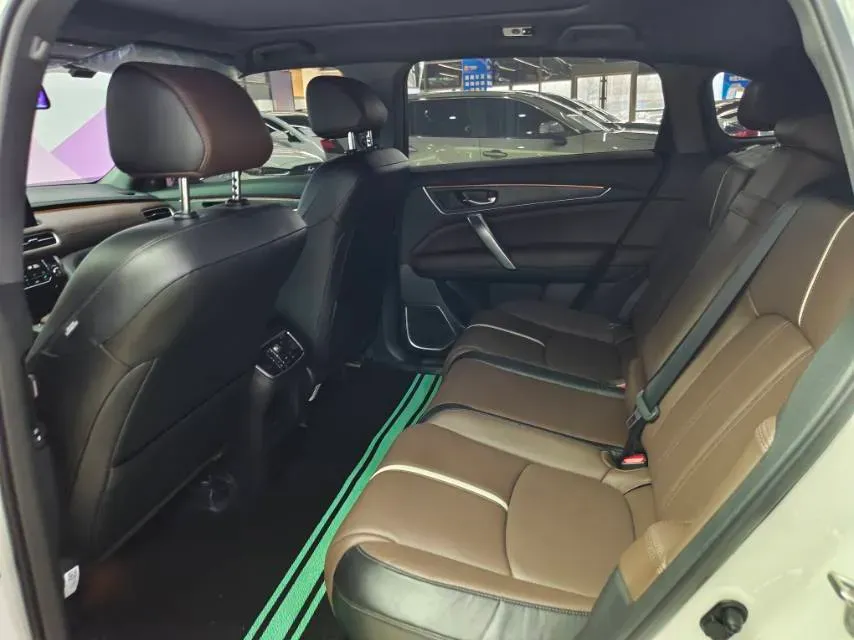 2024 Honda UR-V 2.0T 261HP L4 9AT,autocango,china used car exporter,china ev exporter,chinese used car exporter,chinese used ev exporter