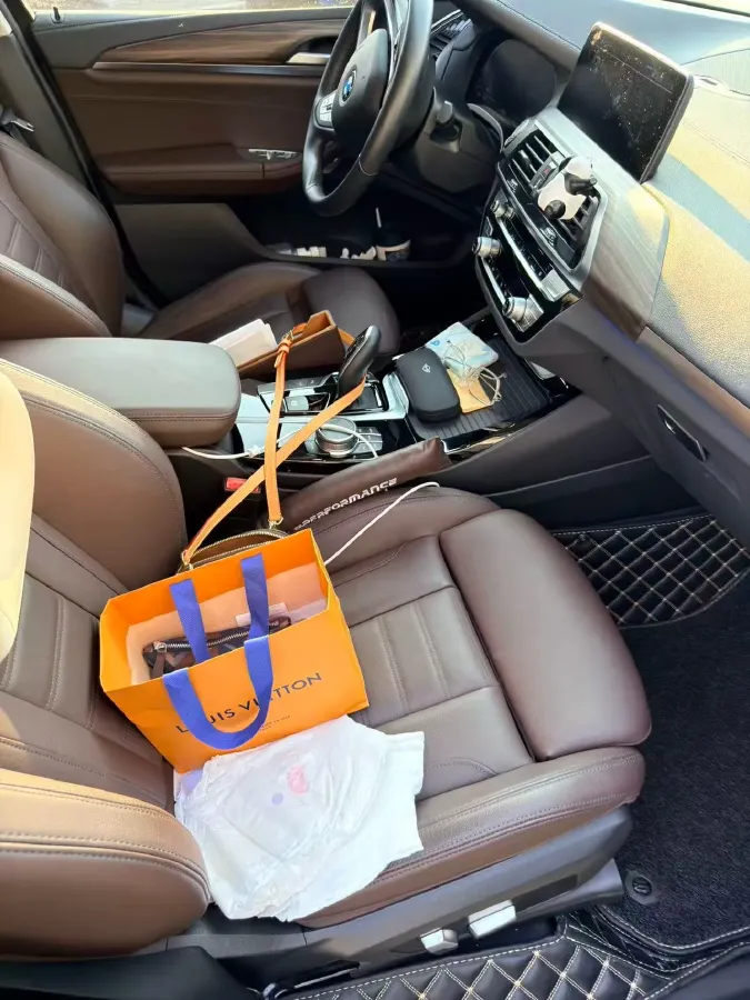 2021 BMW X3 2.0T 224HP L4 8AT,autocango,china used car exporter,china ev exporter,chinese used car exporter,chinese used ev exporter