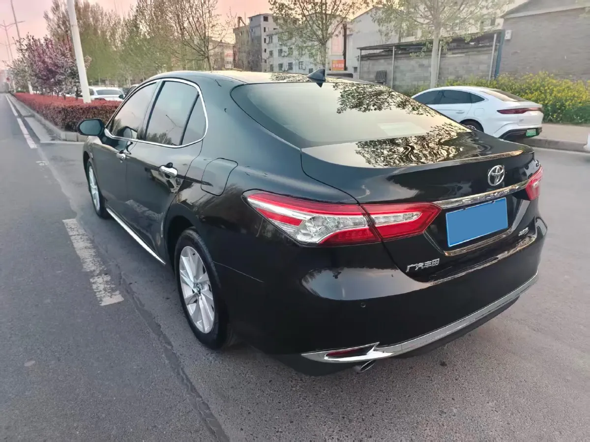 2023 Toyota Camry 2.0L 177HP L4 CVT,autocango,china used car exporter,china ev exporter,chinese used car exporter,chinese used ev exporter