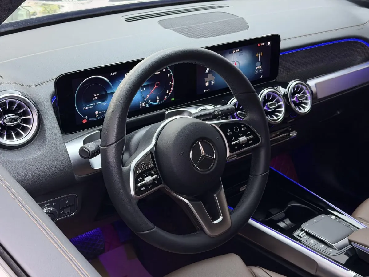 2023 Mercedes-Benz GLB Class 2.0T 190HP L4 8DCT,autocango,china used car exporter,china ev exporter,chinese used car exporter,chinese used ev exporter