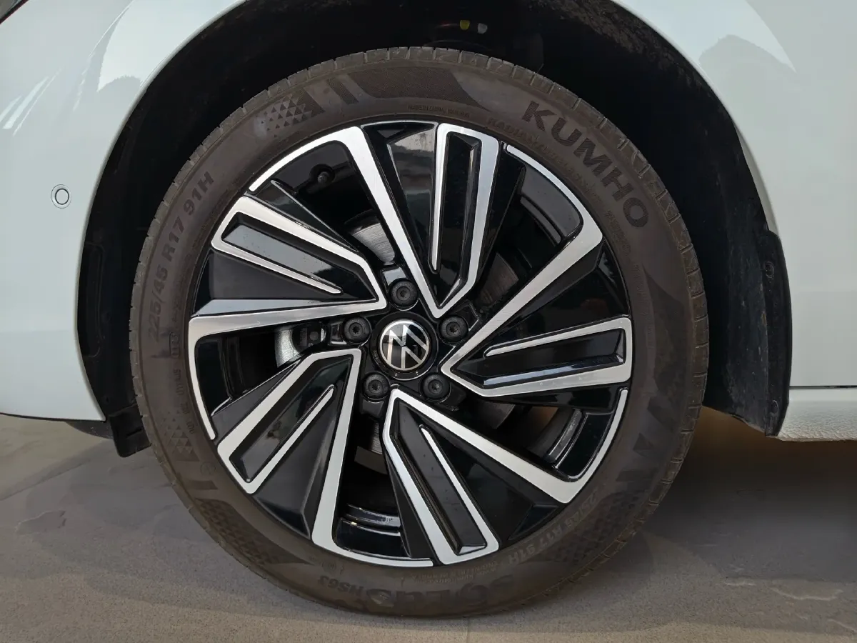 2026 Volkswagen Lavida 1.5T 160HP L4 7DCT,autocango,china used car exporter,china ev exporter,chinese used car exporter,chinese used ev exporter