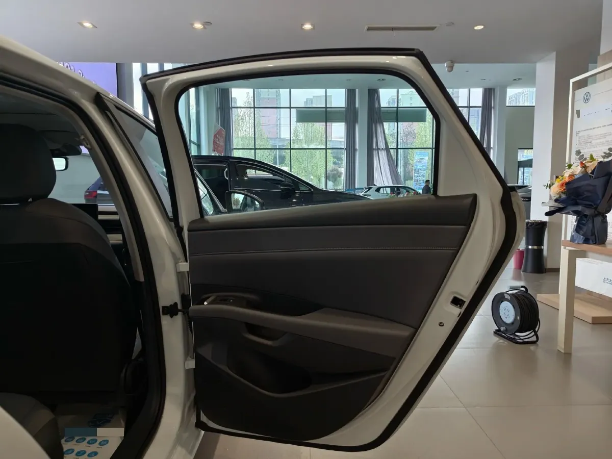 2026 Volkswagen Lavida 1.5T 160HP L4 7DCT,autocango,china used car exporter,china ev exporter,chinese used car exporter,chinese used ev exporter