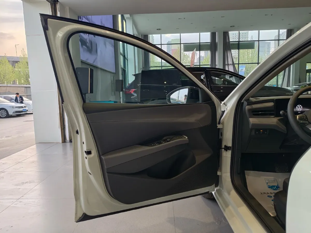 2026 Volkswagen Lavida 1.5T 160HP L4 7DCT,autocango,china used car exporter,china ev exporter,chinese used car exporter,chinese used ev exporter