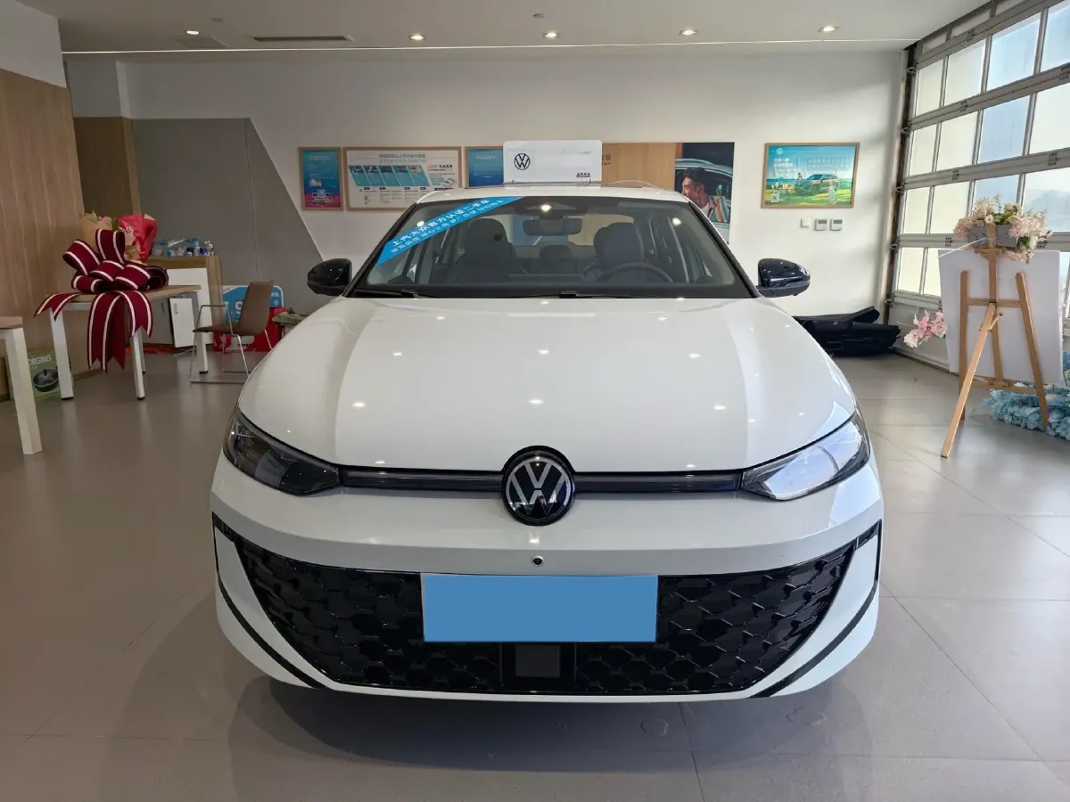 2026 Volkswagen Lavida 1.5T 160HP L4 7DCT,autocango,china used car exporter,china ev exporter,chinese used car exporter,chinese used ev exporter