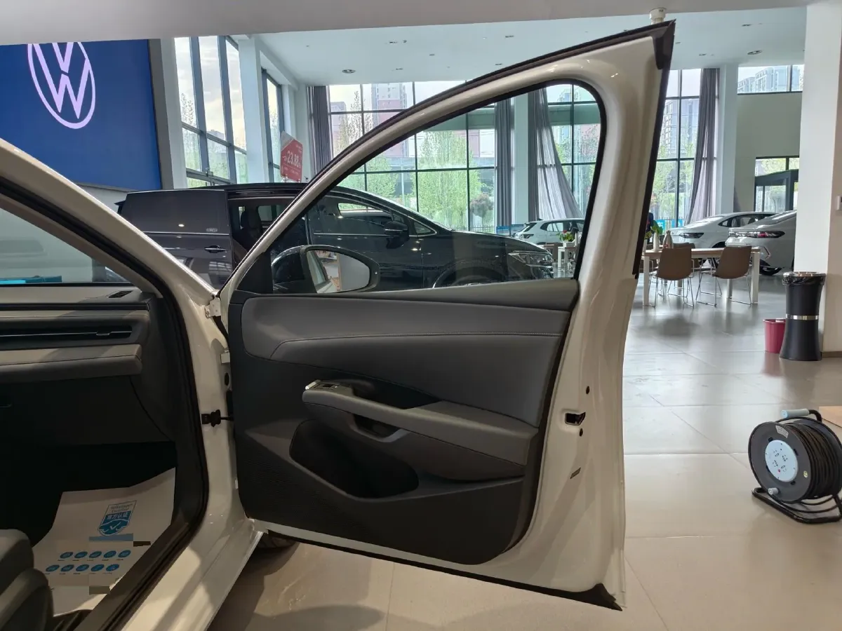 2026 Volkswagen Lavida 1.5T 160HP L4 7DCT,autocango,china used car exporter,china ev exporter,chinese used car exporter,chinese used ev exporter