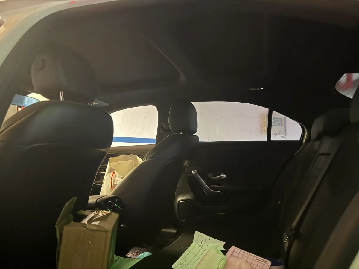 2021 Mercedes-Benz A Class 1.3T 163HP L4 7DCT,autocango,china used car exporter,china ev exporter,chinese used car exporter,chinese used ev exporter