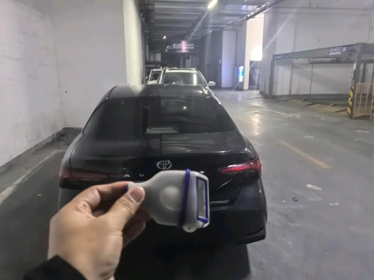 2019 Toyota Avalon 2.5L 178HP L4 E-CVT Hybrid,autocango,china used car exporter,china ev exporter,chinese used car exporter,chinese used ev exporter