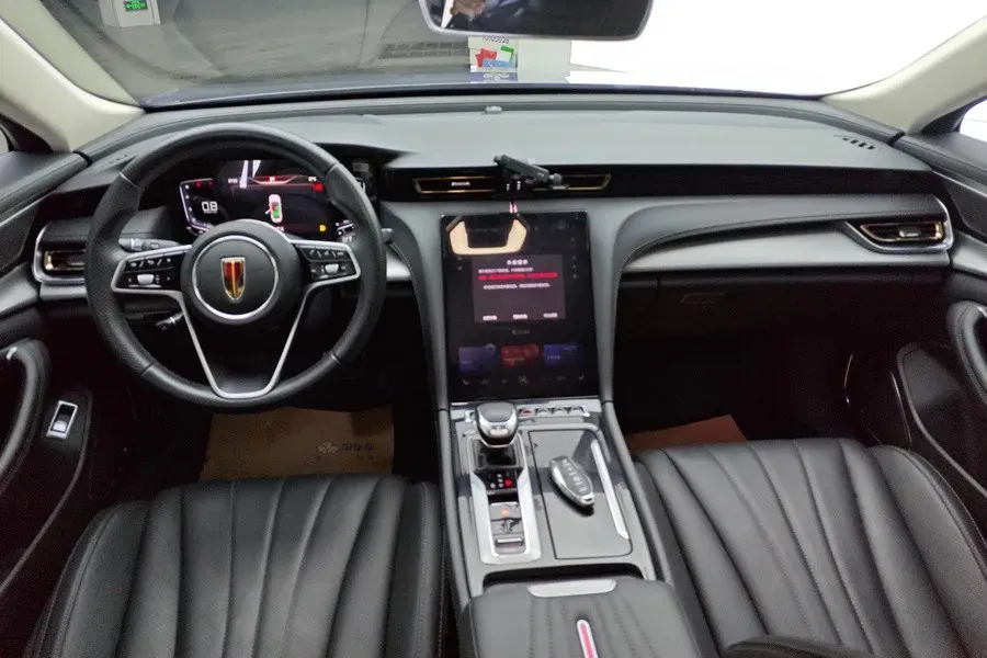 2023 HongQi H5 2.0T 224HP L4 8AT,autocango,china used car exporter,china ev exporter,chinese used car exporter,chinese used ev exporter