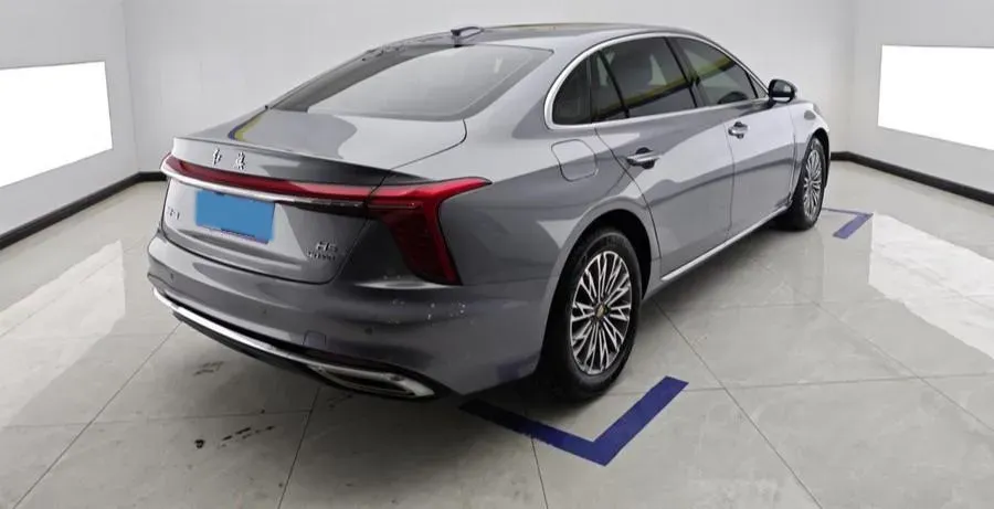 2023 HongQi H5 2.0T 224HP L4 8AT,autocango,china used car exporter,china ev exporter,chinese used car exporter,chinese used ev exporter