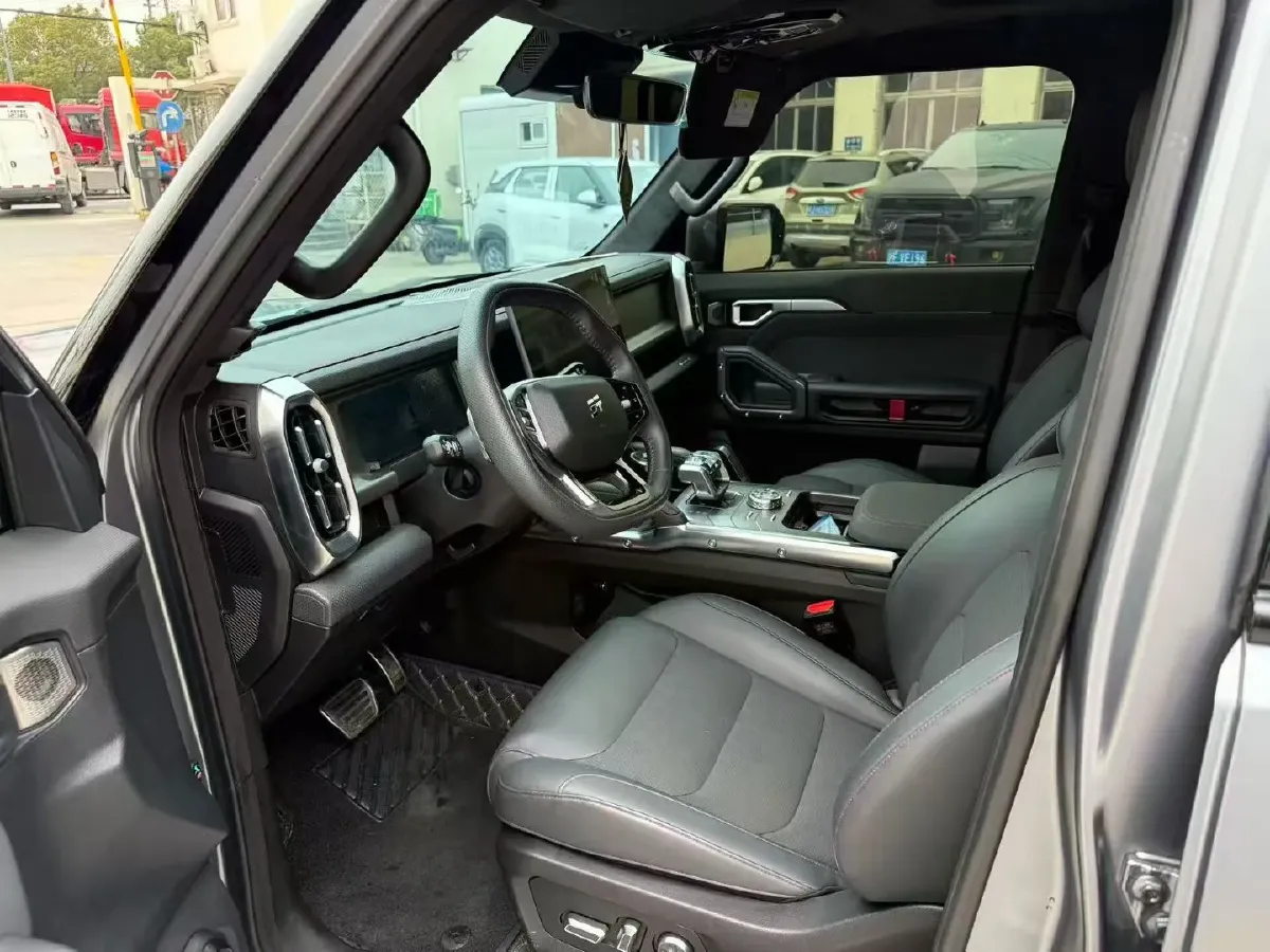 2023 Jetour Traveller 2.0T 254HP L4 8AT,autocango,china used car exporter,china ev exporter,chinese used car exporter,chinese used ev exporter