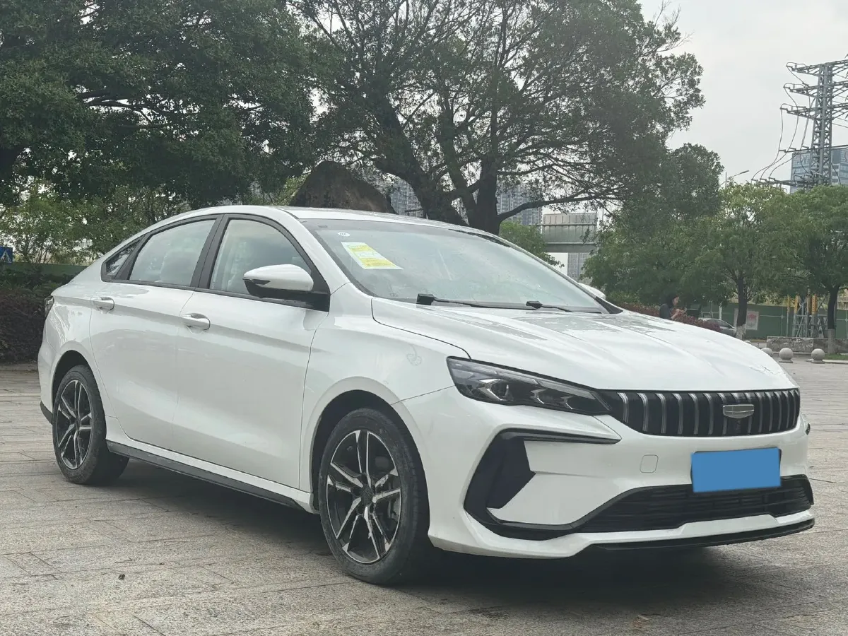 2025 Geely Emgrand 1.5L 127HP L4 CVT,autocango,china used car exporter,china ev exporter,chinese used car exporter,chinese used ev exporter