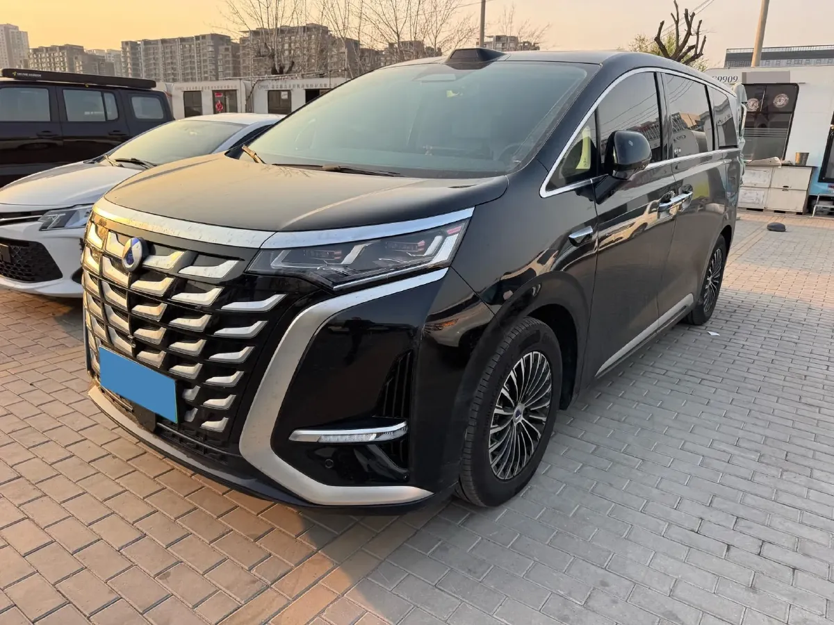 2025 Denza D9 1.5T 156HP L4 E-CVT PHEV,autocango,china used car exporter,china ev exporter,chinese used car exporter,chinese used ev exporter