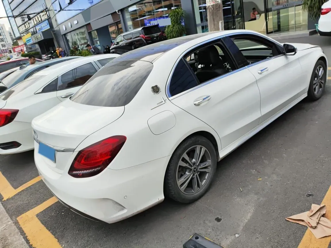 2021 Mercedes-Benz C Class 1.5T 156HP L4 9AT,autocango,china used car exporter,china ev exporter,chinese used car exporter,chinese used ev exporter