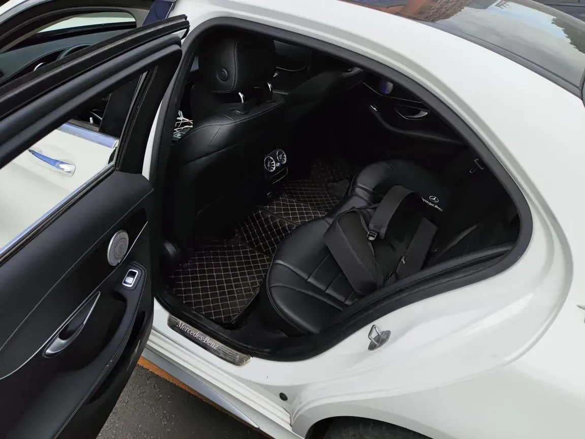 2021 Mercedes-Benz C Class 1.5T 156HP L4 9AT,autocango,china used car exporter,china ev exporter,chinese used car exporter,chinese used ev exporter