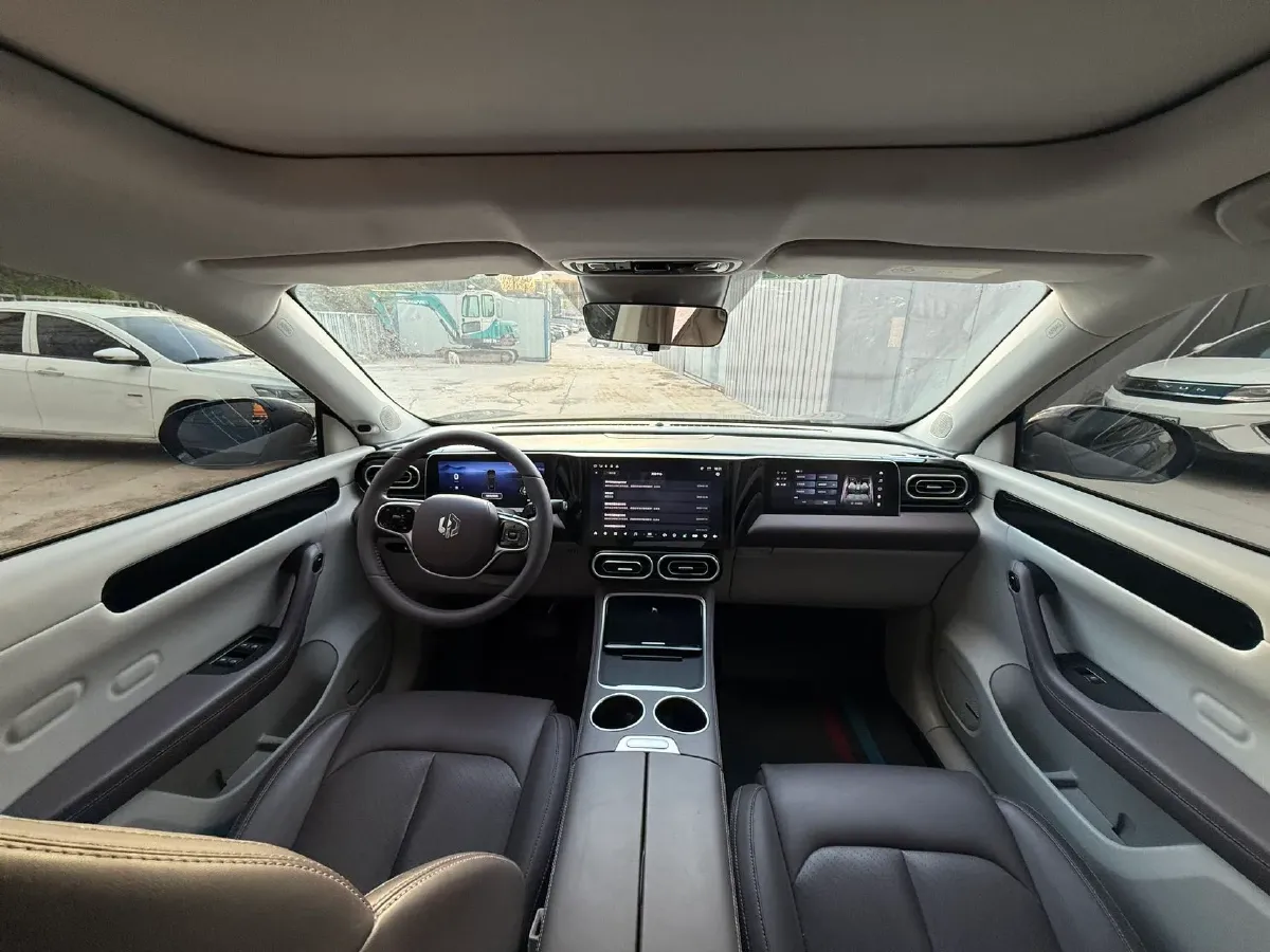 2024 Leapmotor C11 BEV 69.2KWH,autocango,china used car exporter,china ev exporter,chinese used car exporter,chinese used ev exporter