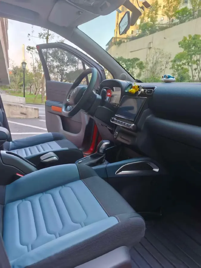 2018 Geely Azkarra 1.8T 184HP L4 6AT,autocango,china used car exporter,china ev exporter,chinese used car exporter,chinese used ev exporter