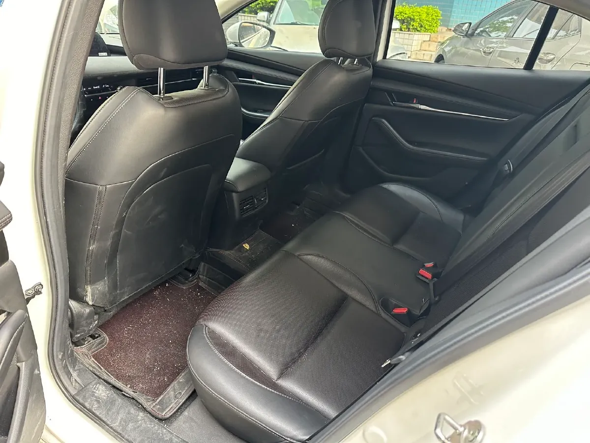 2021 Mazda 3 Axela 2.0L 158HP L4 6AT,autocango,china used car exporter,china ev exporter,chinese used car exporter,chinese used ev exporter