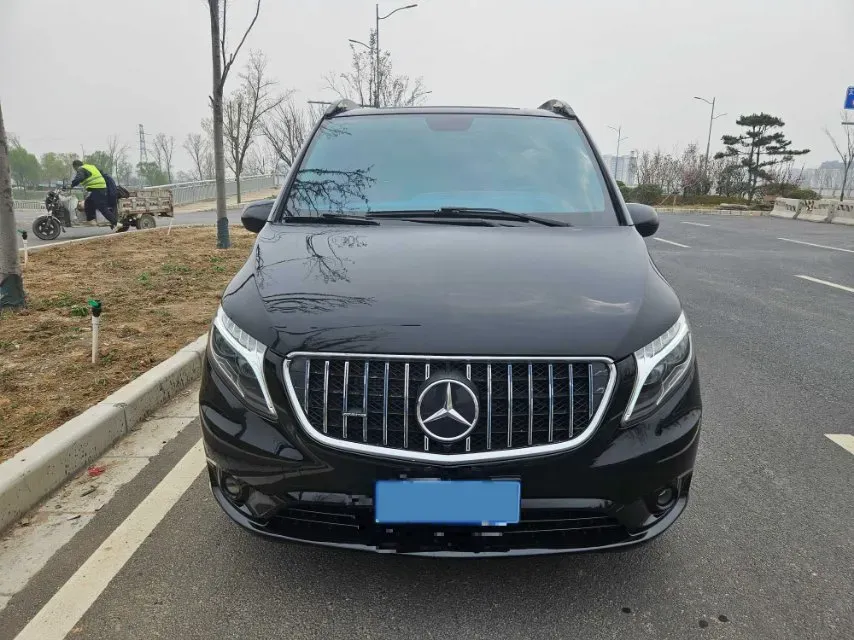 2020 Mercedes-Benz Vito 2.0T 211HP L4 9AT,autocango,china used car exporter,china ev exporter,chinese used car exporter,chinese used ev exporter