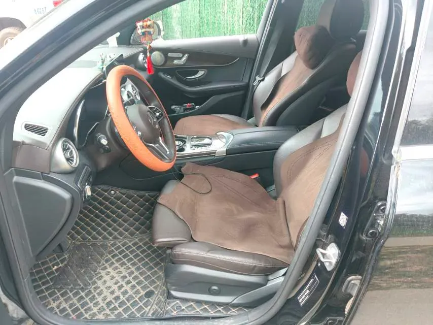 2022 Mercedes-Benz GLC Class 2.0T 258HP L4 9AT,autocango,china used car exporter,china ev exporter,chinese used car exporter,chinese used ev exporter