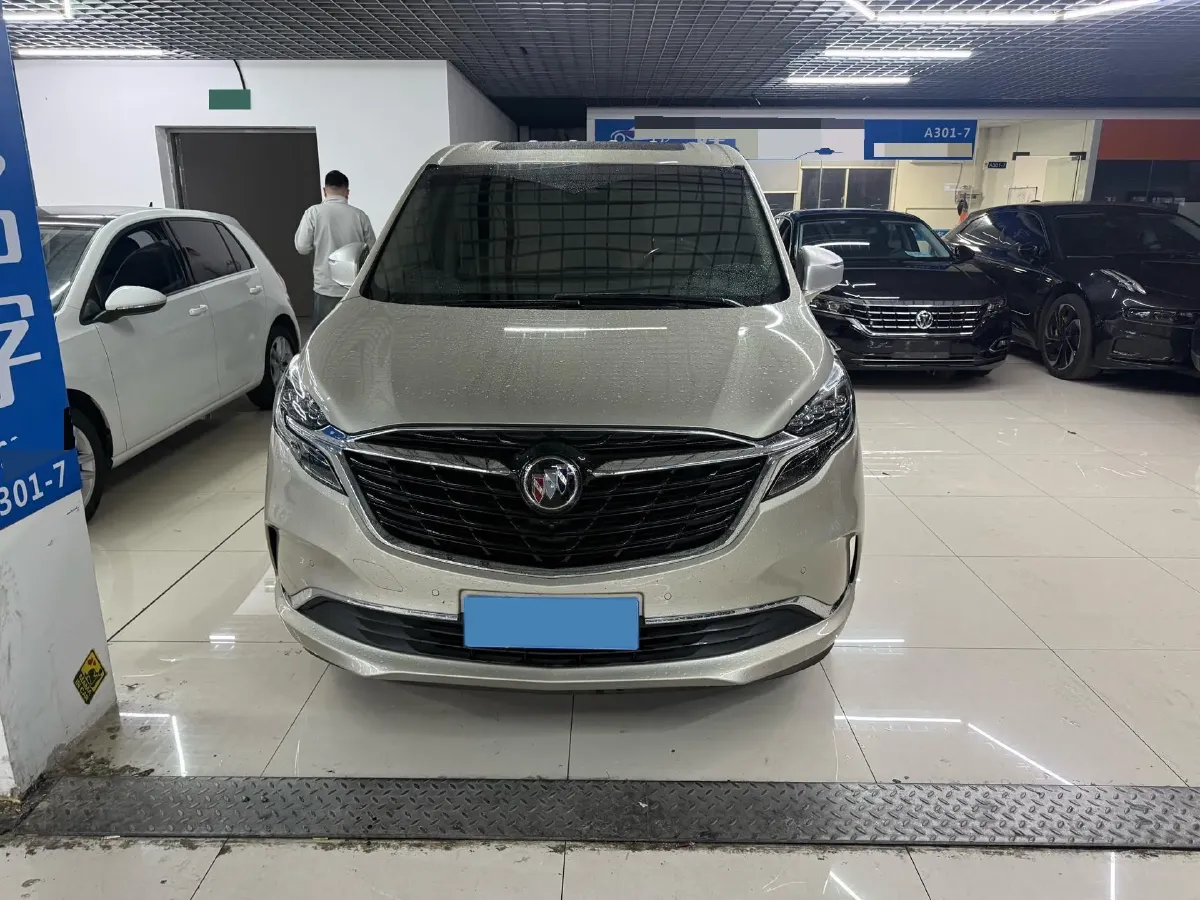 2021 Buick GL8 2.0T 237HP L4 9AT,autocango,china used car exporter,china ev exporter,chinese used car exporter,chinese used ev exporter