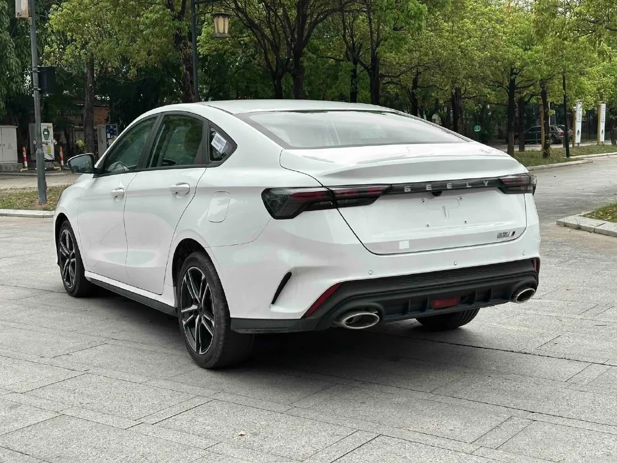 2025 Geely Emgrand 1.5L 127HP L4 CVT,autocango,china used car exporter,china ev exporter,chinese used car exporter,chinese used ev exporter