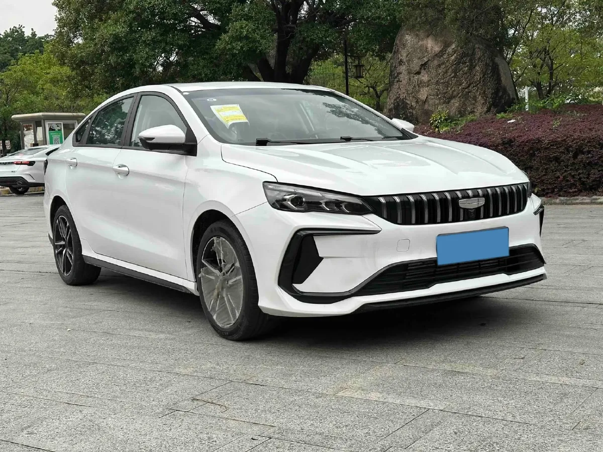 2025 Geely Emgrand 1.5L 127HP L4 CVT,autocango,china used car exporter,china ev exporter,chinese used car exporter,chinese used ev exporter