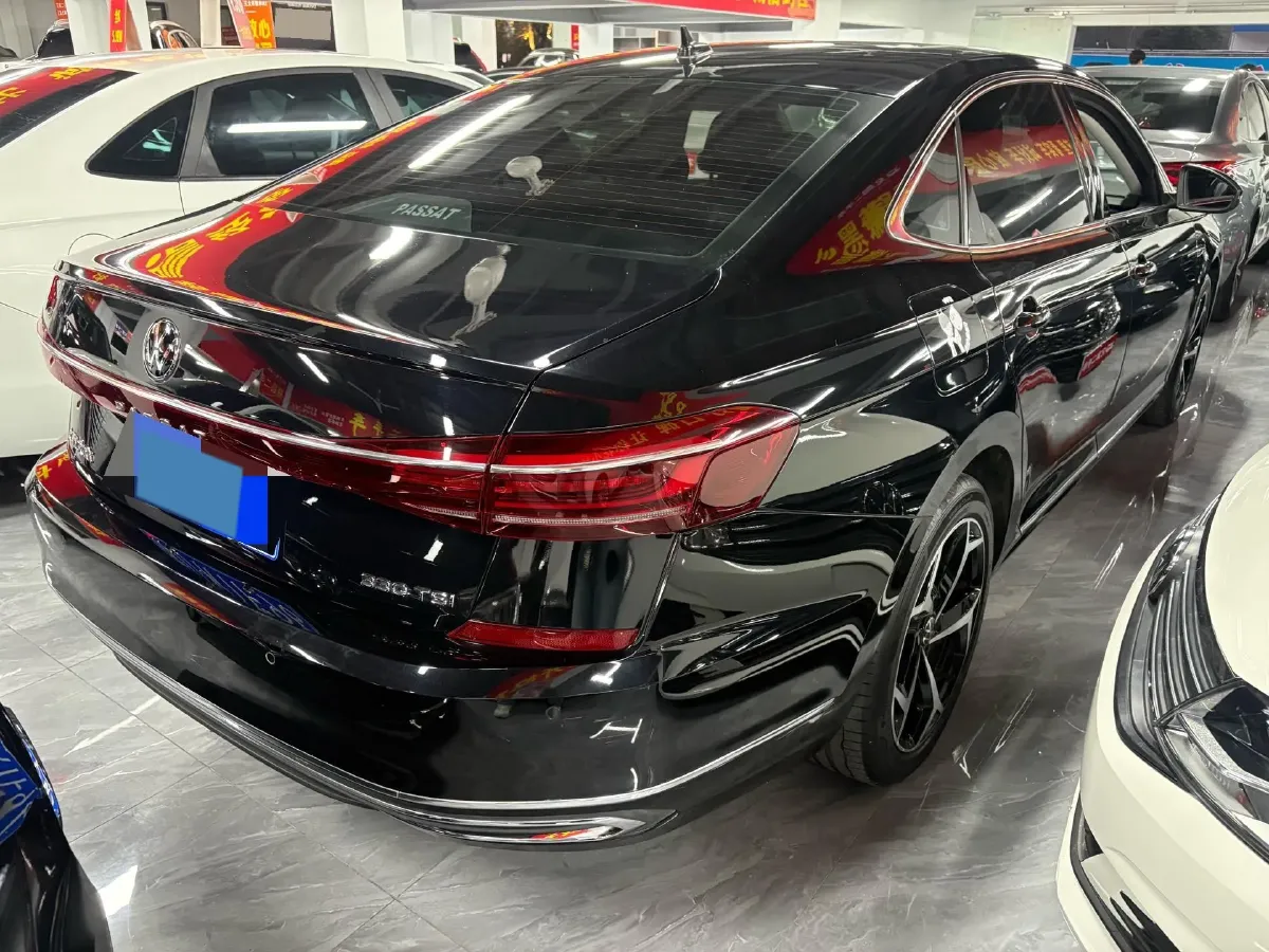 2023 Volkswagen Passat 2.0T 186HP L4 7DCT,autocango,china used car exporter,china ev exporter,chinese used car exporter,chinese used ev exporter