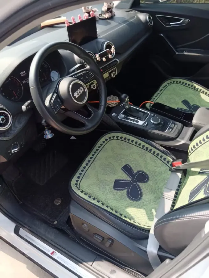 2021 Audi Q2L 1.4T 150HP L4 7DCT,autocango,china used car exporter,china ev exporter,chinese used car exporter,chinese used ev exporter