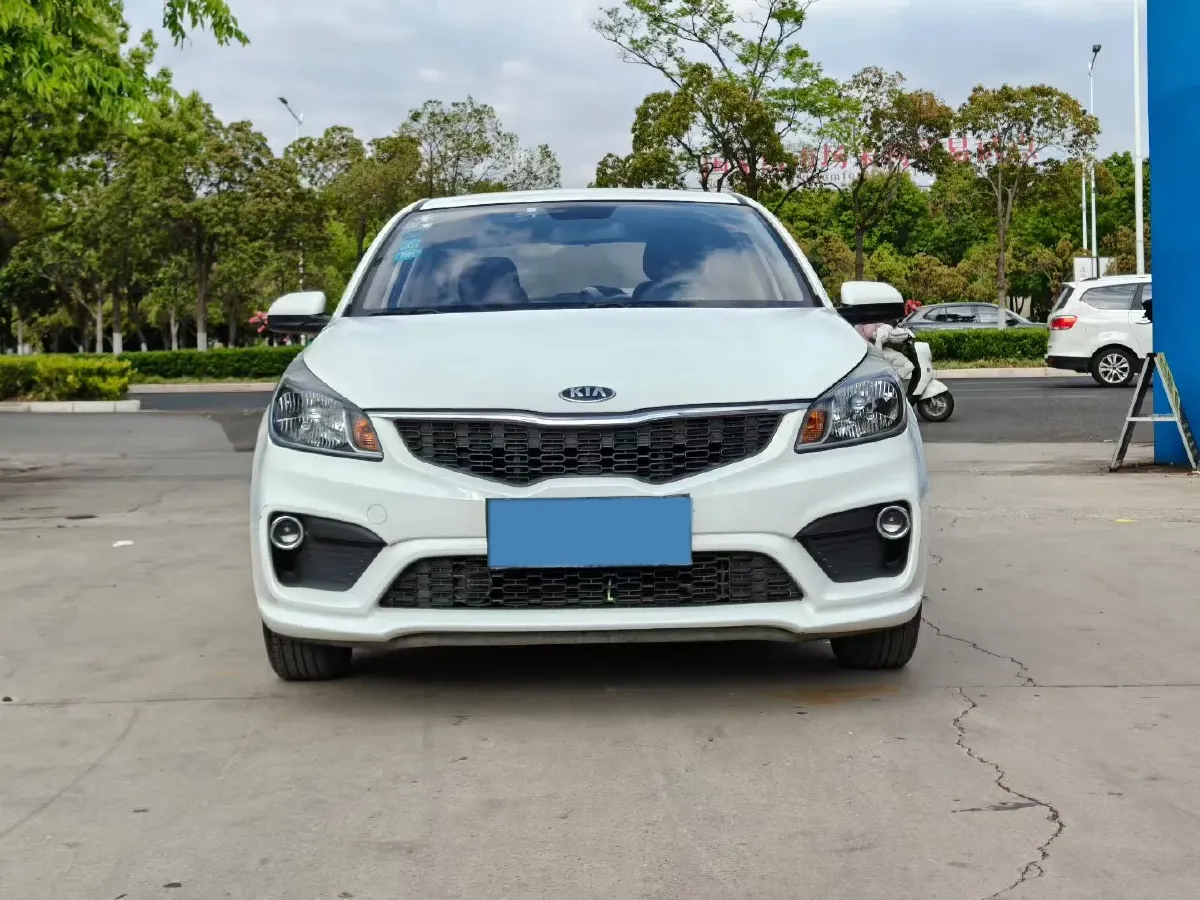 2017 Kia K2 1.4L 100HP L4 6AT,autocango,china used car exporter,china ev exporter,chinese used car exporter,chinese used ev exporter