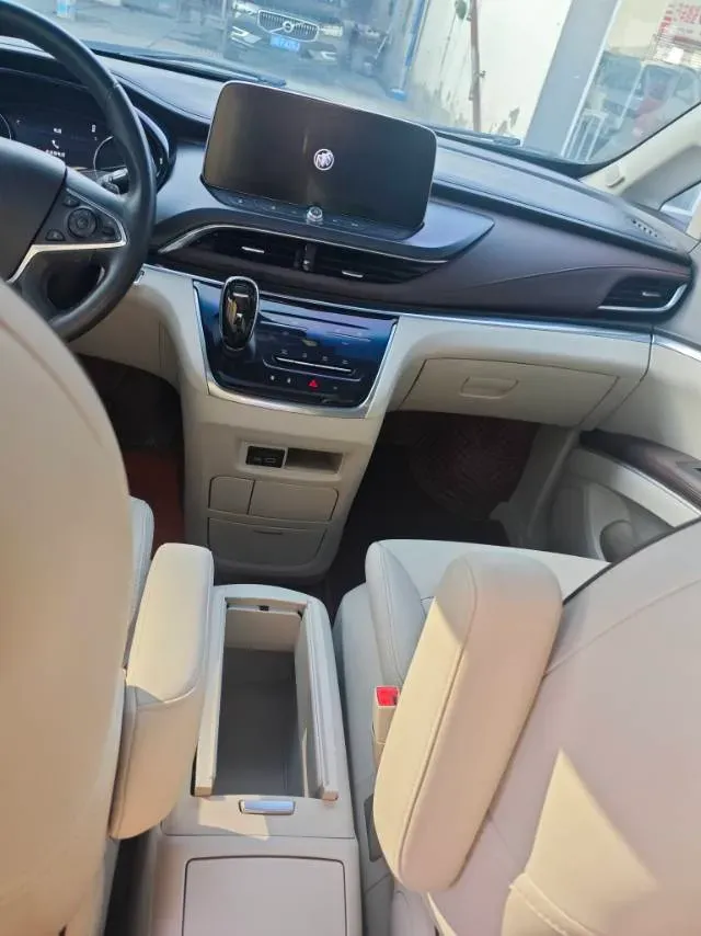2021 Buick GL8 2.0T 237HP L4 9AT,autocango,china used car exporter,china ev exporter,chinese used car exporter,chinese used ev exporter