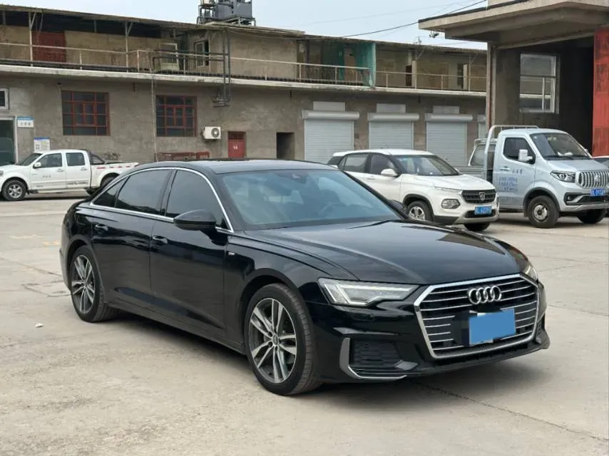 2019 Audi A6L 2.0T 190HP L4 7DCT,autocango,china used car exporter,china ev exporter,chinese used car exporter,chinese used ev exporter