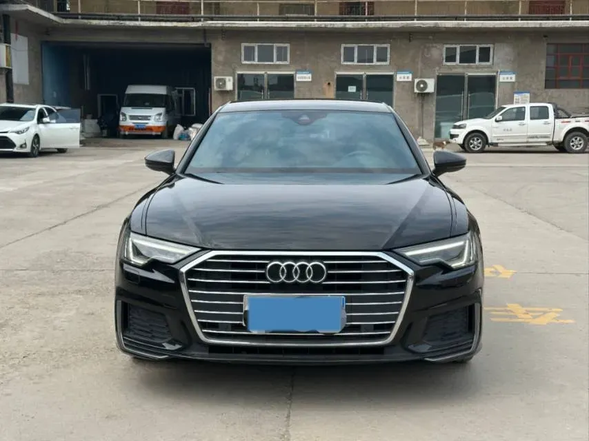 2019 Audi A6L 2.0T 190HP L4 7DCT,autocango,china used car exporter,china ev exporter,chinese used car exporter,chinese used ev exporter