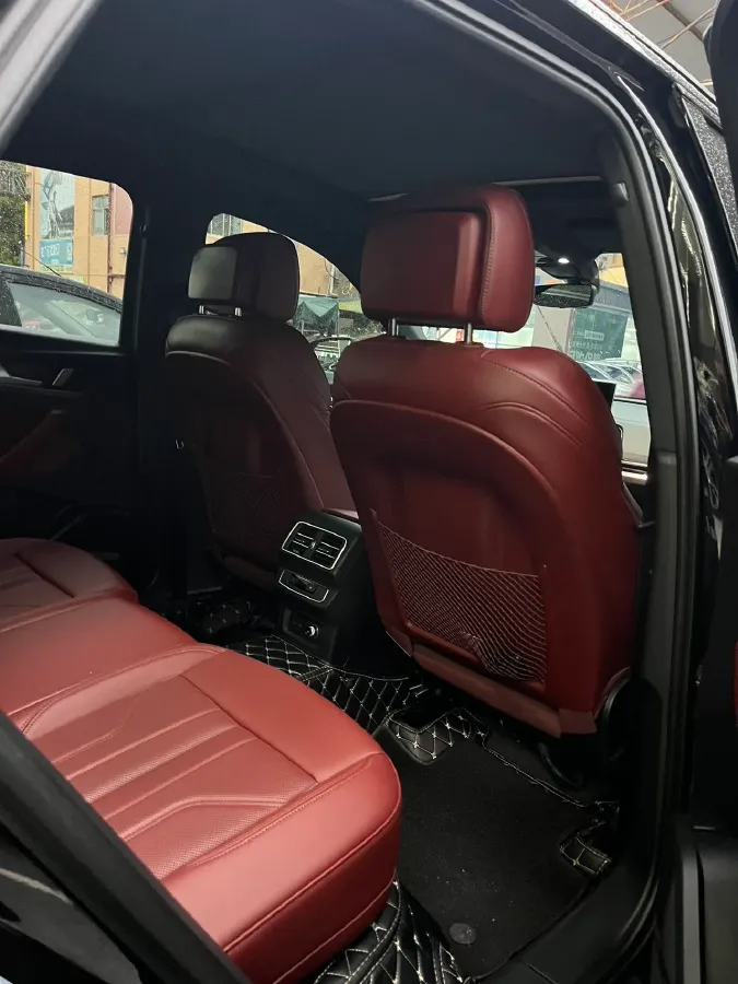 2024 Audi Q5L 2.0T 245HP L4 7DCT,autocango,china used car exporter,china ev exporter,chinese used car exporter,chinese used ev exporter