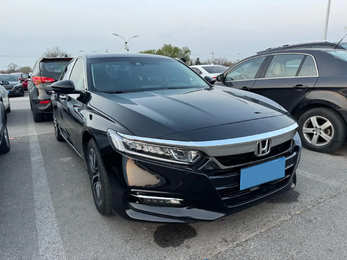 2018 Honda Accord 2.0L 146HP L4 E-CVT Hybrid,autocango,china used car exporter,china ev exporter,chinese used car exporter,chinese used ev exporter