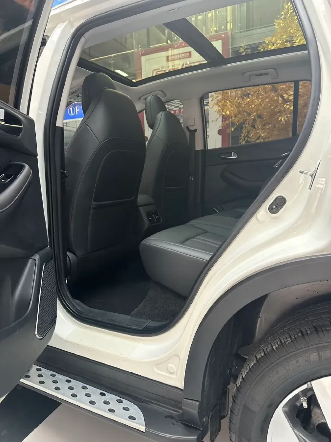 2021 GAC Trumpchi GS4 1.5T 169HP L4 6AT,autocango,china used car exporter,china ev exporter,chinese used car exporter,chinese used ev exporter