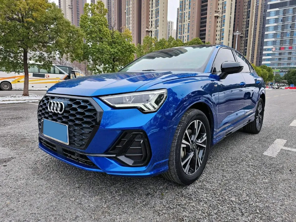 2022 Audi Q3 Sportback 2.0T 186HP L4 7DCT,autocango,china used car exporter,china ev exporter,chinese used car exporter,chinese used ev exporter