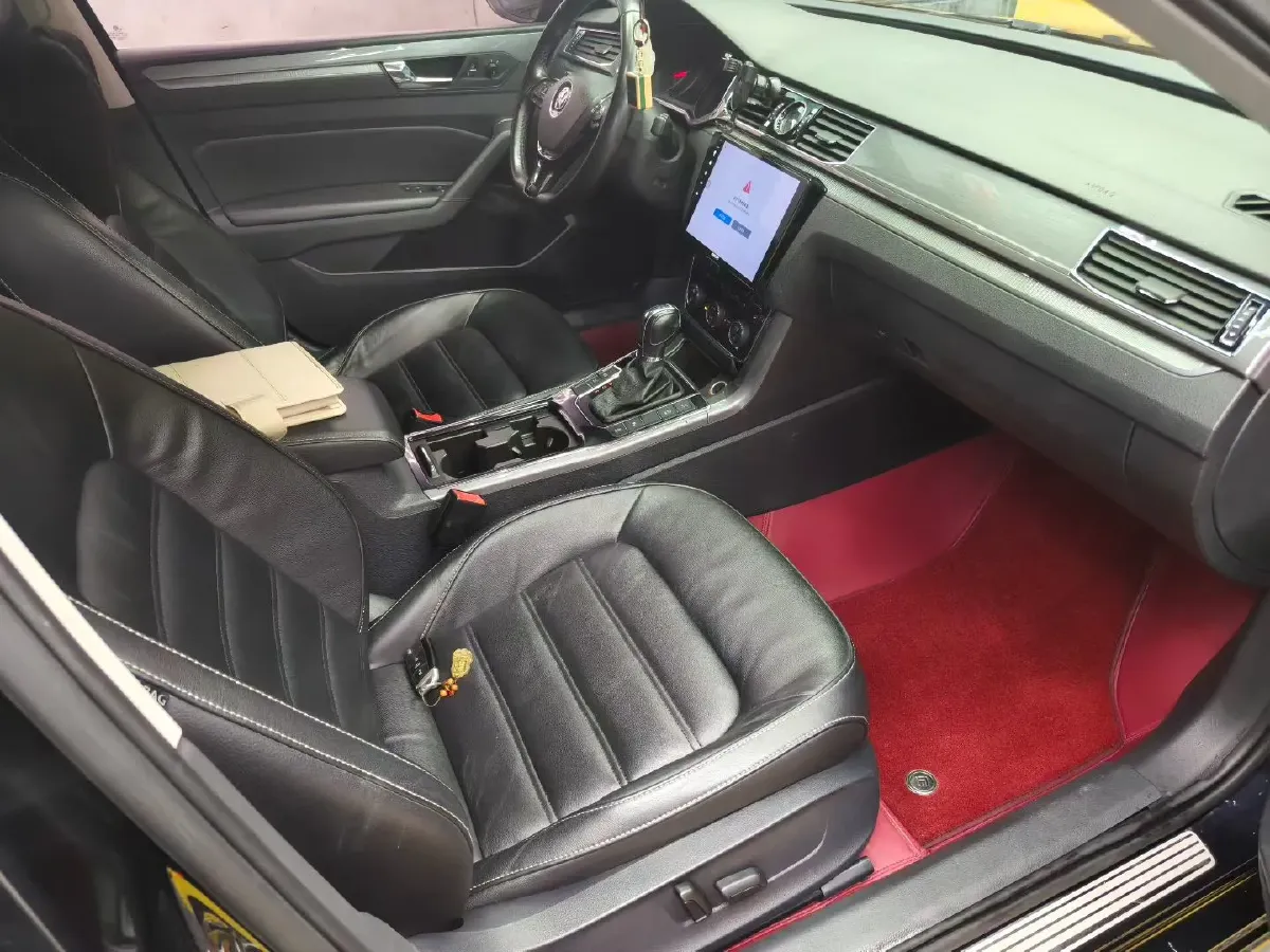 2017 Volkswagen Passat 1.8T 180HP L4 7DCT,autocango,china used car exporter,china ev exporter,chinese used car exporter,chinese used ev exporter