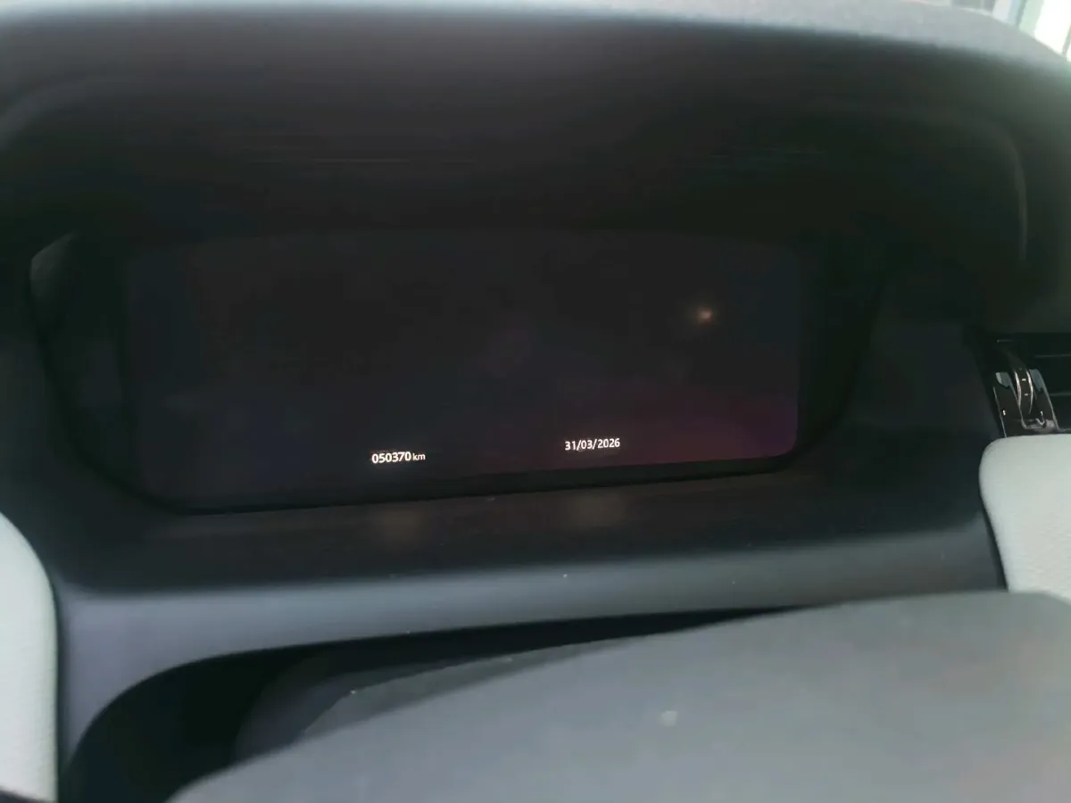 2020 Land Rover Discovery Sport 2.0T 249HP L4 9AT,autocango,china used car exporter,china ev exporter,chinese used car exporter,chinese used ev exporter