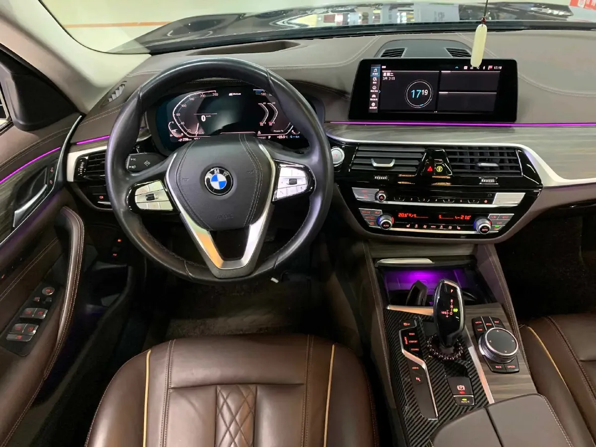 2020 BMW 5 Series 2.0T 184HP L4 8AT PHEV 17.7KWH,autocango,china used car exporter,china ev exporter,chinese used car exporter,chinese used ev exporter