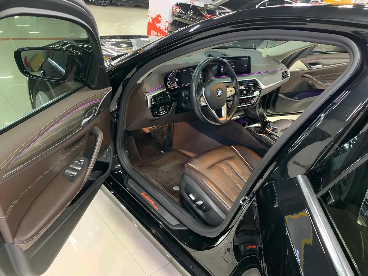 2020 BMW 5 Series 2.0T 184HP L4 8AT PHEV 17.7KWH,autocango,china used car exporter,china ev exporter,chinese used car exporter,chinese used ev exporter