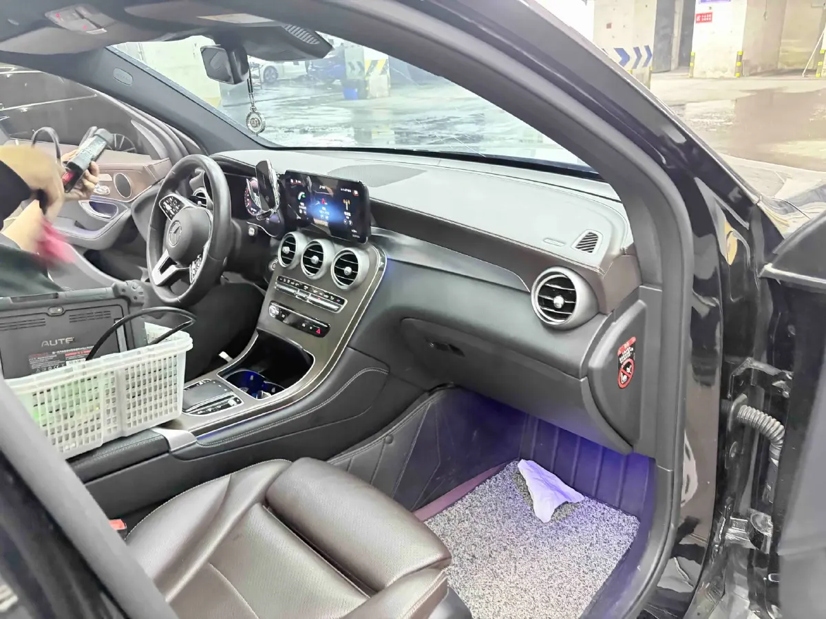 2020 Mercedes-Benz GLC Class 2.0T 258HP L4 9AT,autocango,china used car exporter,china ev exporter,chinese used car exporter,chinese used ev exporter