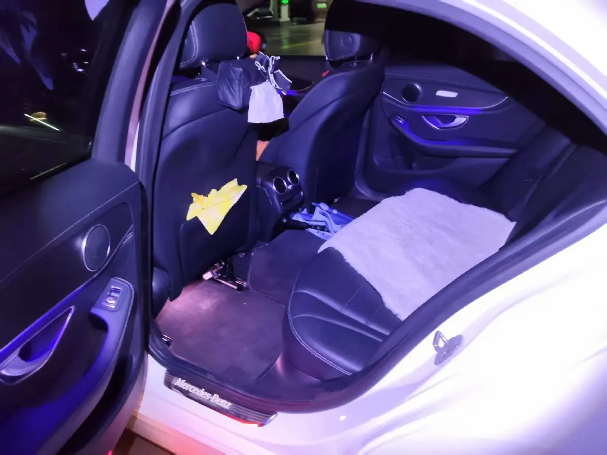 2020 Mercedes-Benz C Class 1.5T 156HP L4 9AT,autocango,china used car exporter,china ev exporter,chinese used car exporter,chinese used ev exporter