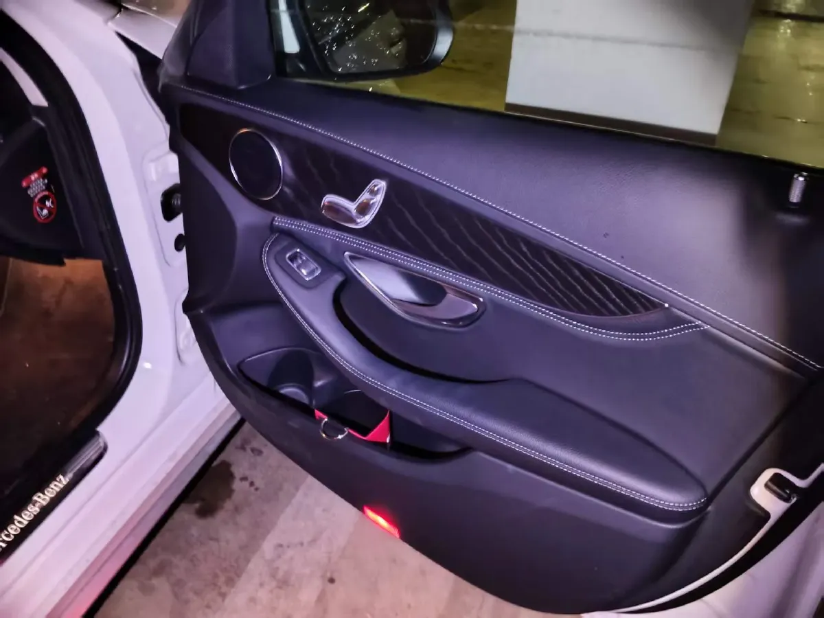 2020 Mercedes-Benz C Class 1.5T 156HP L4 9AT,autocango,china used car exporter,china ev exporter,chinese used car exporter,chinese used ev exporter