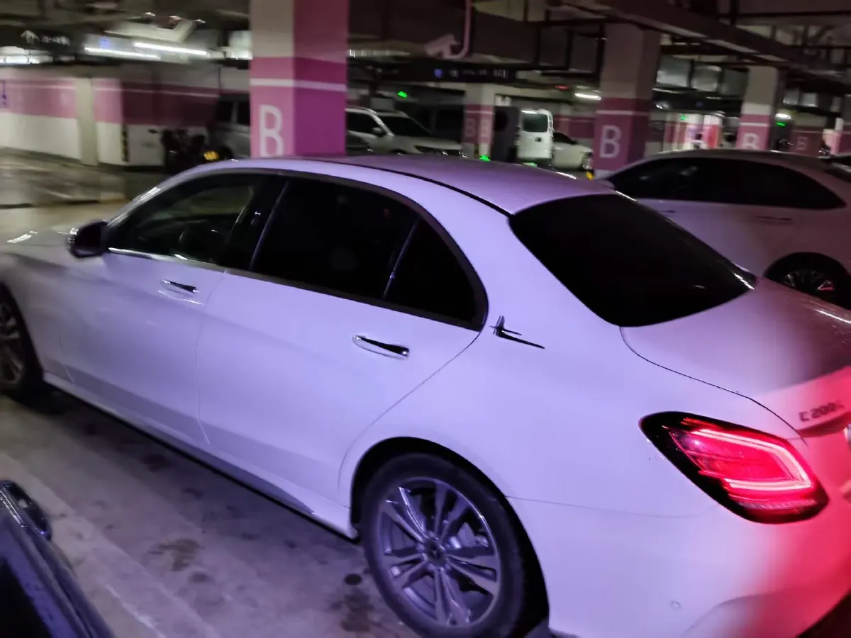 2020 Mercedes-Benz C Class 1.5T 156HP L4 9AT,autocango,china used car exporter,china ev exporter,chinese used car exporter,chinese used ev exporter